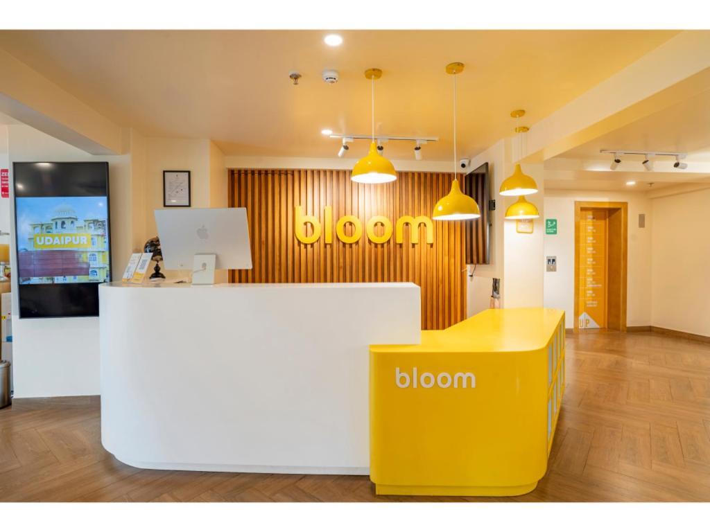 פאנג'י Bloom Hotel - Dona Paula מראה חיצוני תמונה